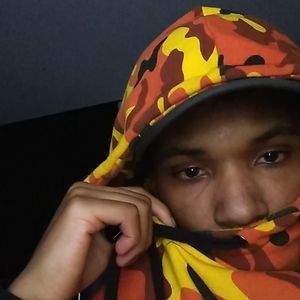 Meet your Posher, Malik